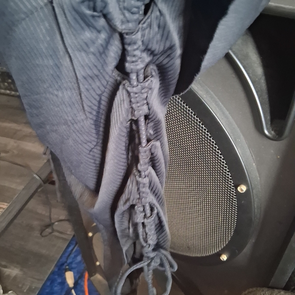 Chic Gray Ruffled One-Piece Swimsuit - Picture 5 of 6